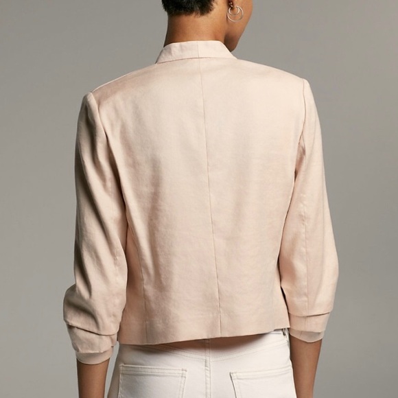Aritzia babaton power short blazer pink linen - Picture 4 of 10